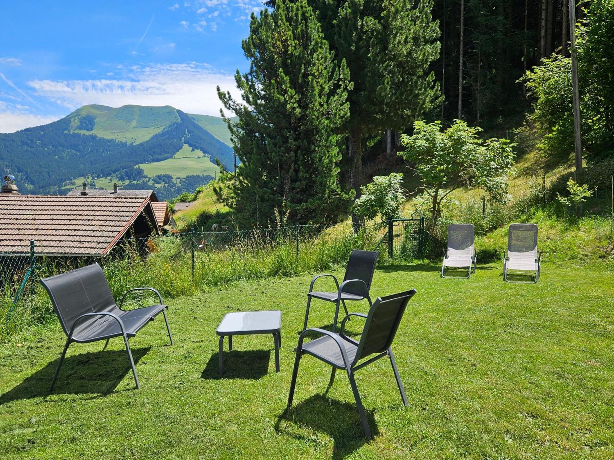 Sweet & Cosy Chalet In The Heart Of The Swiss Alps Troistorrents Exterior foto